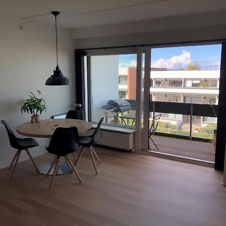 Apartment Ega דירה *